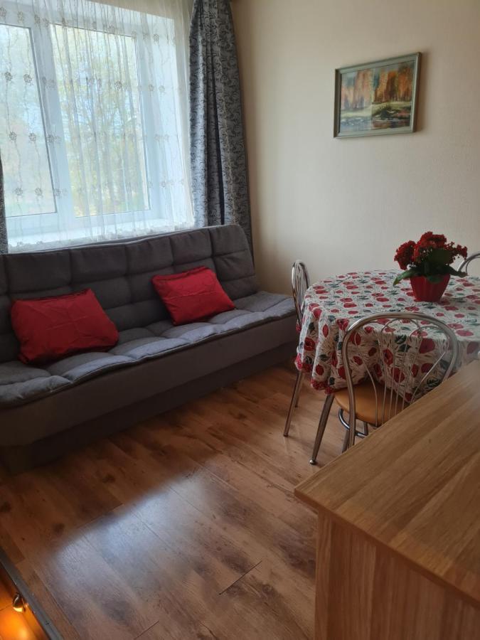 Ziemielu Mols Apartaments/Pirma Linija Pie Juras Liepāja Kültér fotó