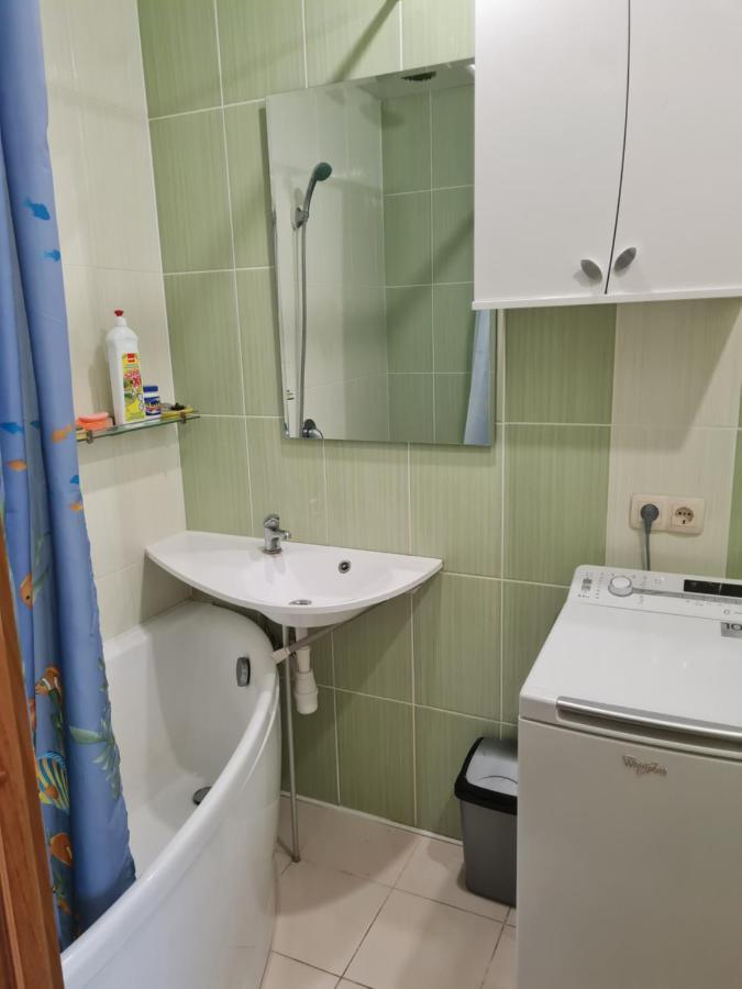 Ziemielu Mols Apartaments/Pirma Linija Pie Juras Liepāja Kültér fotó